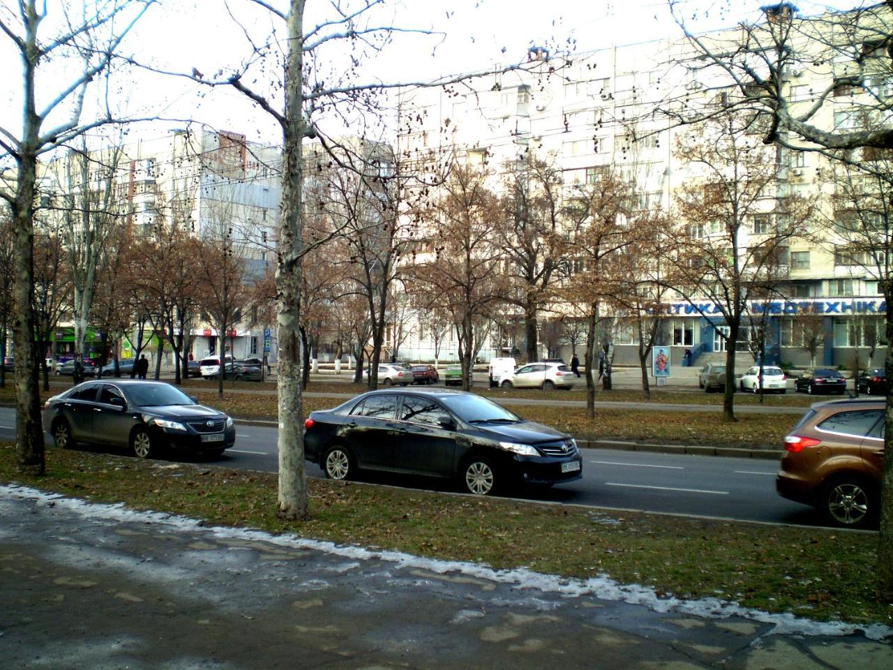 Мини Студия Проспект Центральный 124А, Wi-Fi, 1 Диван 3 Этаж 9 Этажного Дома Mikolajiv Kültér fotó